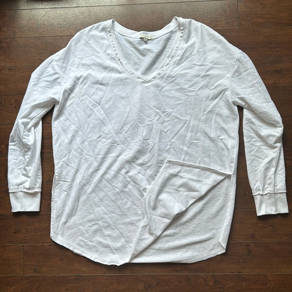 Z Supply V-Neck Weekender - Picture 3 of 7